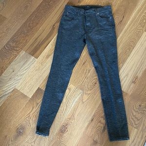 10/$25  7 for all Mankind// grey legging pants, size 27